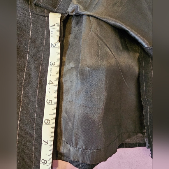 New York and Company A-Line Classic Pinstripe Black/White Office Skirt Size 6 - Picture 9 of 9